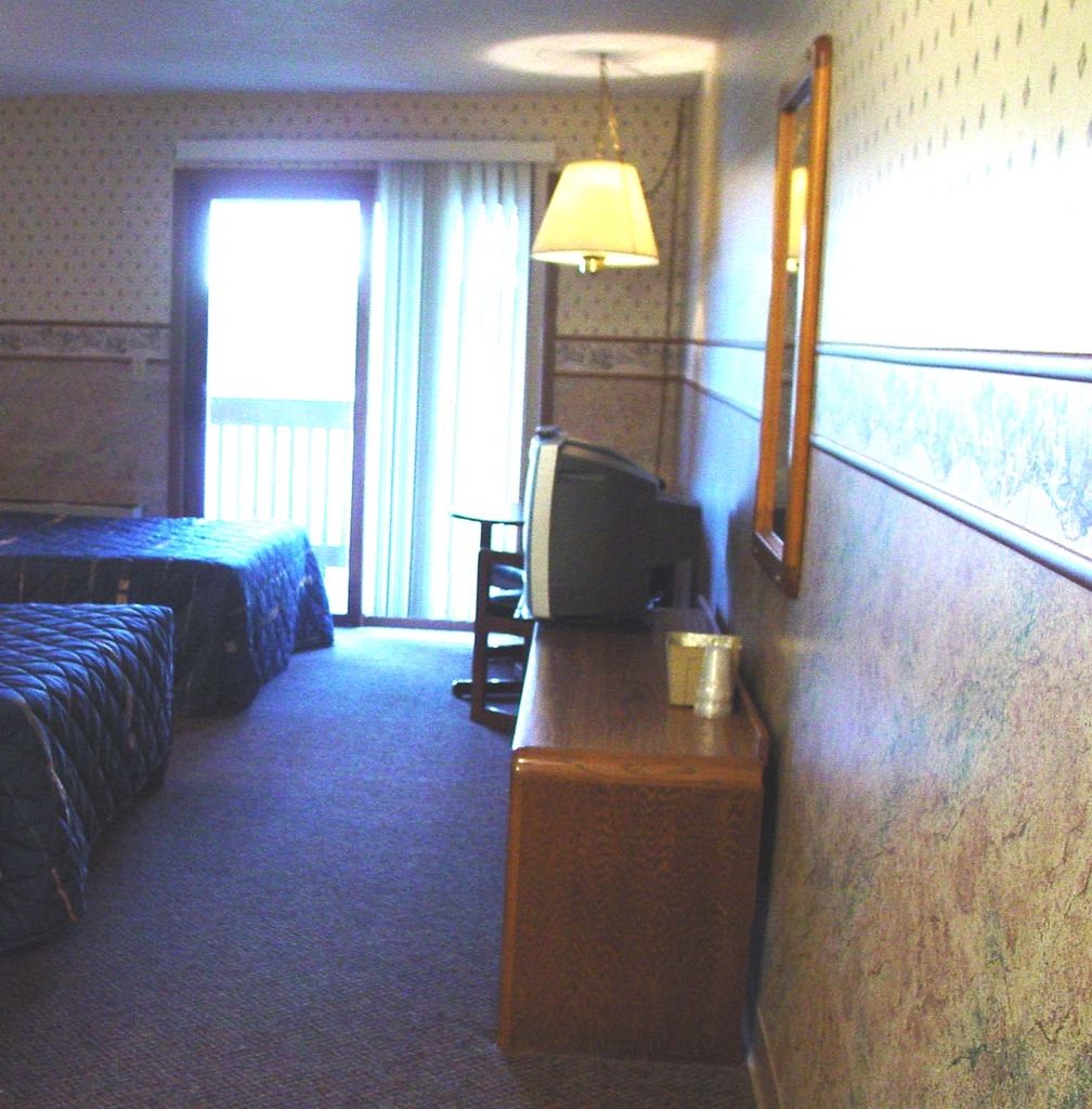 St. Croix Inn Solon Springs Стая снимка