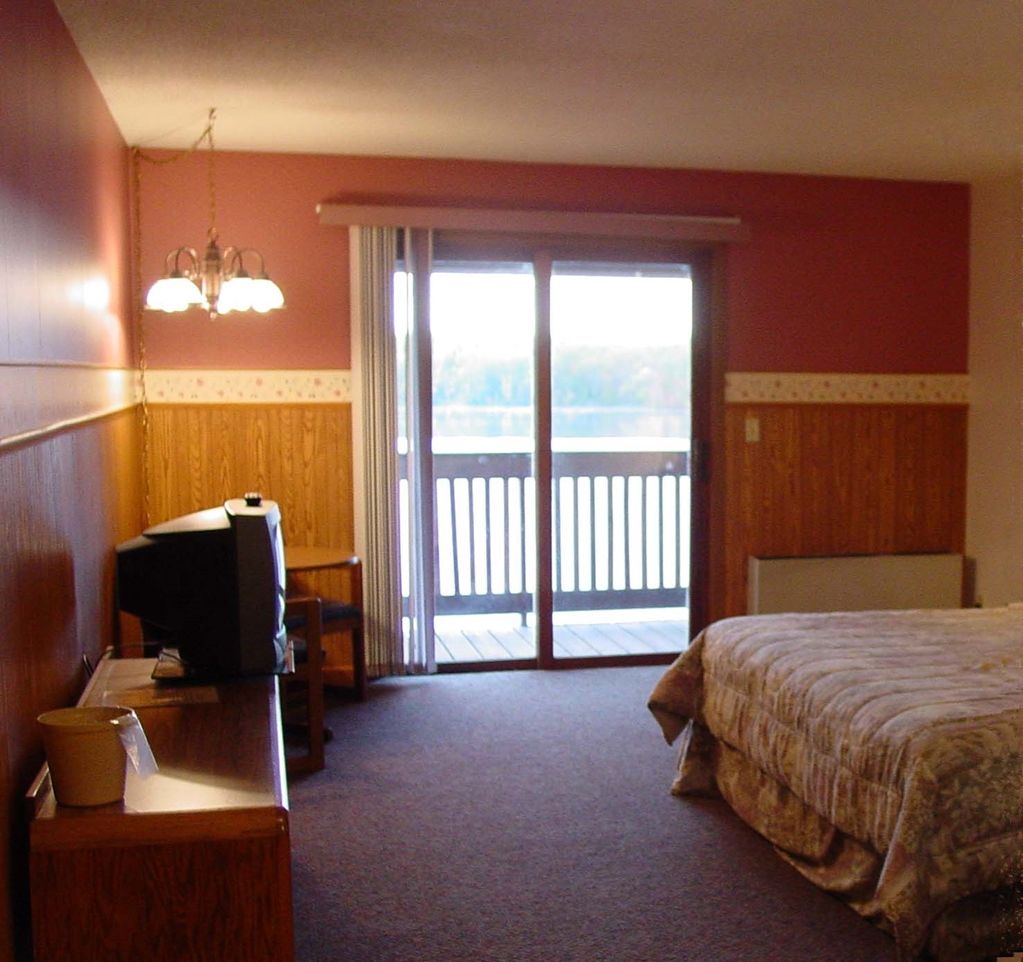 St. Croix Inn Solon Springs Стая снимка