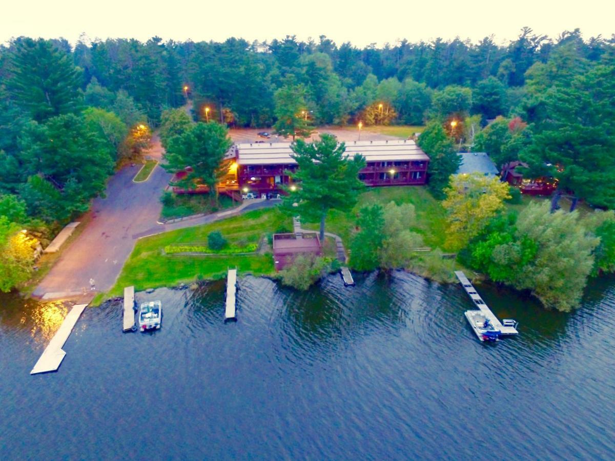 St. Croix Inn Solon Springs Екстериор снимка